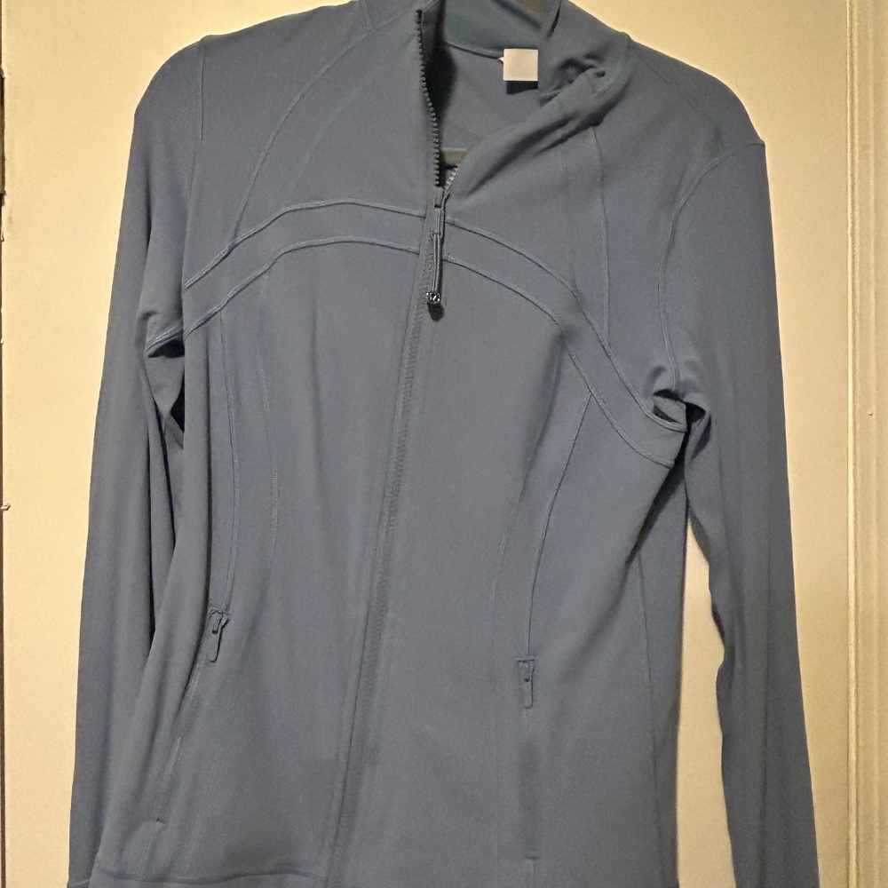 Lululemon Define Nulu Jacket - Picture 2 of 4